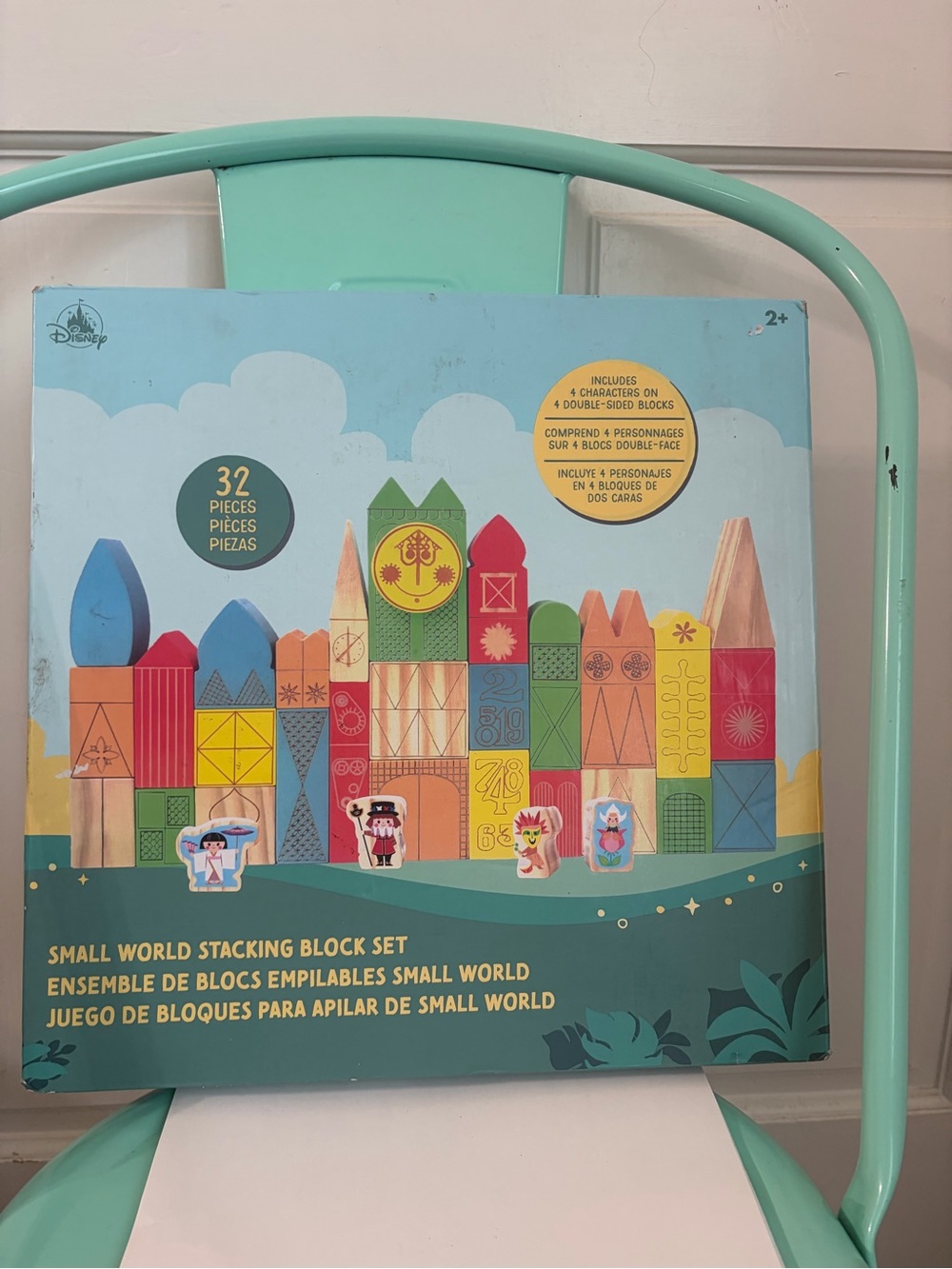 New Open Box Disney Parks It’s A Small World 32 Piece Wooden Stacking Blocks